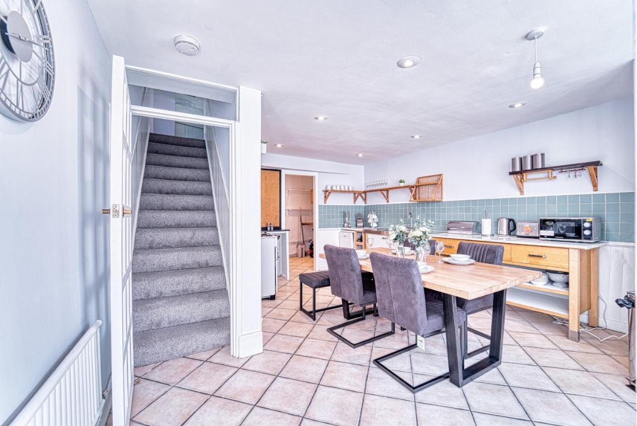 The Stylish Gem Of Bath - Football Table - Sleeps 10 Esterno foto